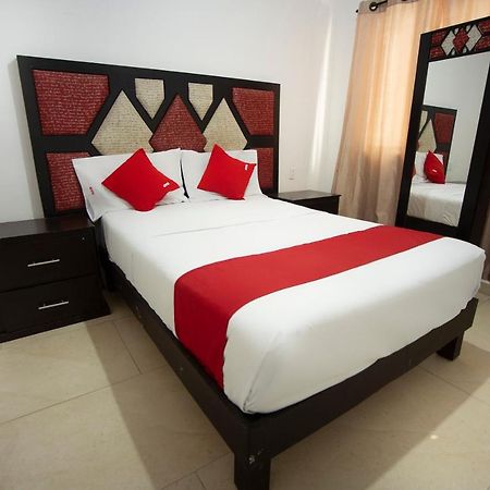 Hotel Mahu Монтеррей Экстерьер фото