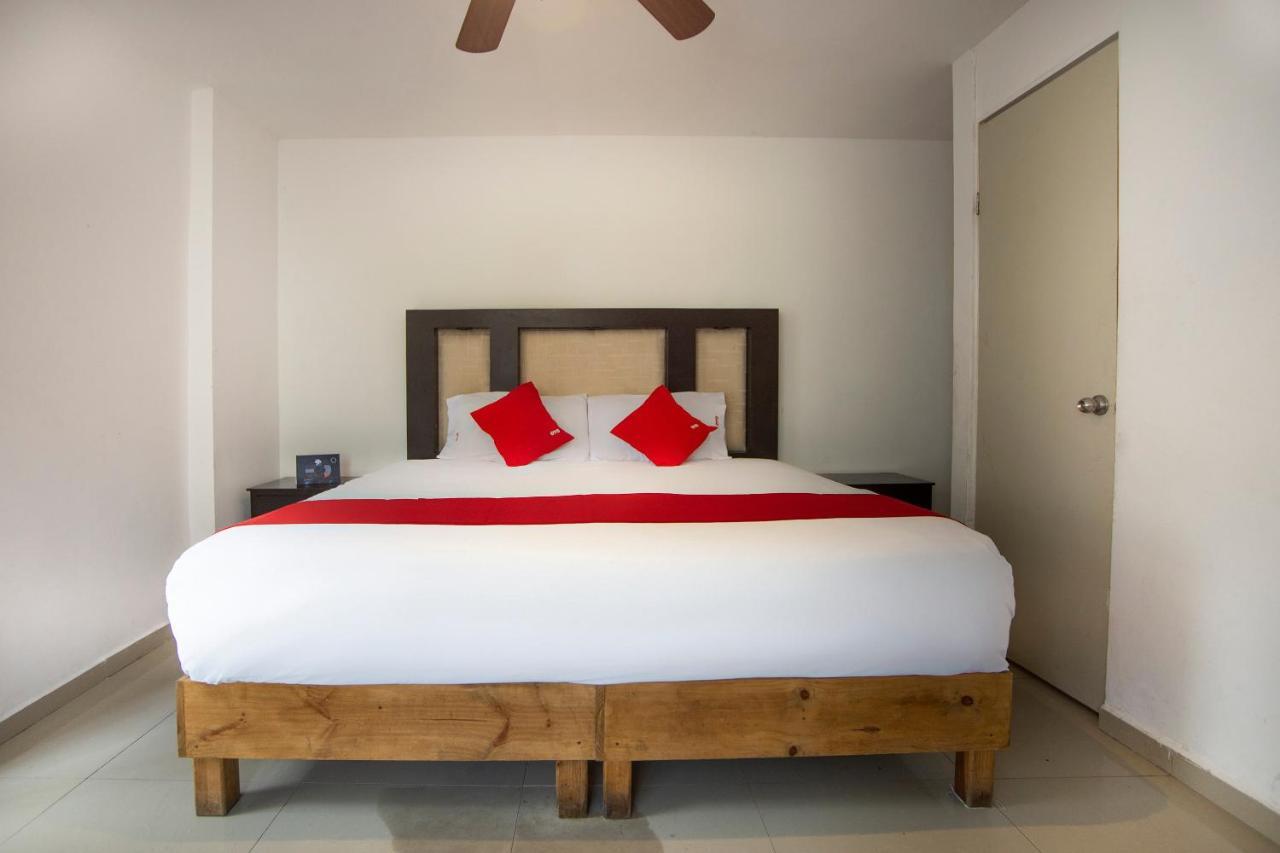 Hotel Mahu Монтеррей Экстерьер фото
