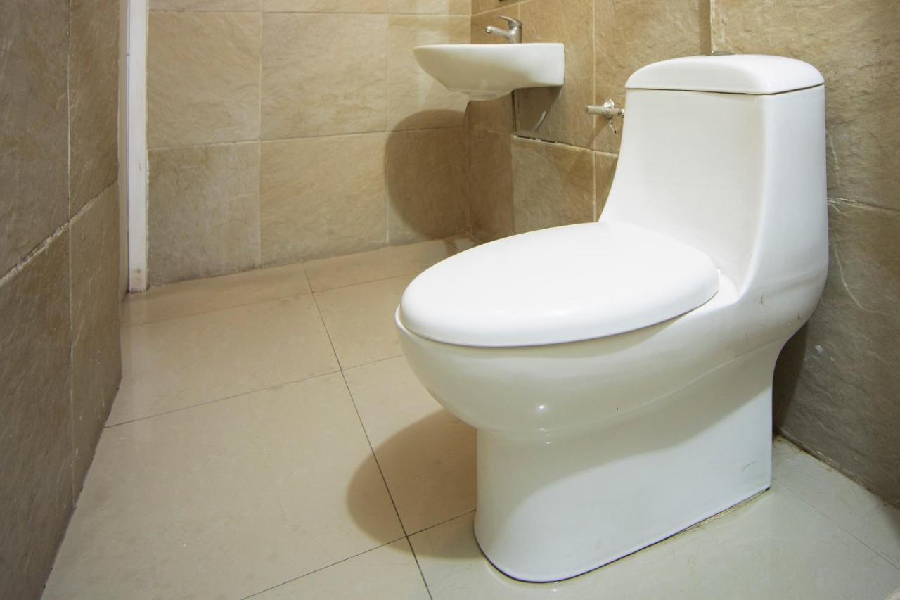Hotel Mahu Монтеррей Экстерьер фото